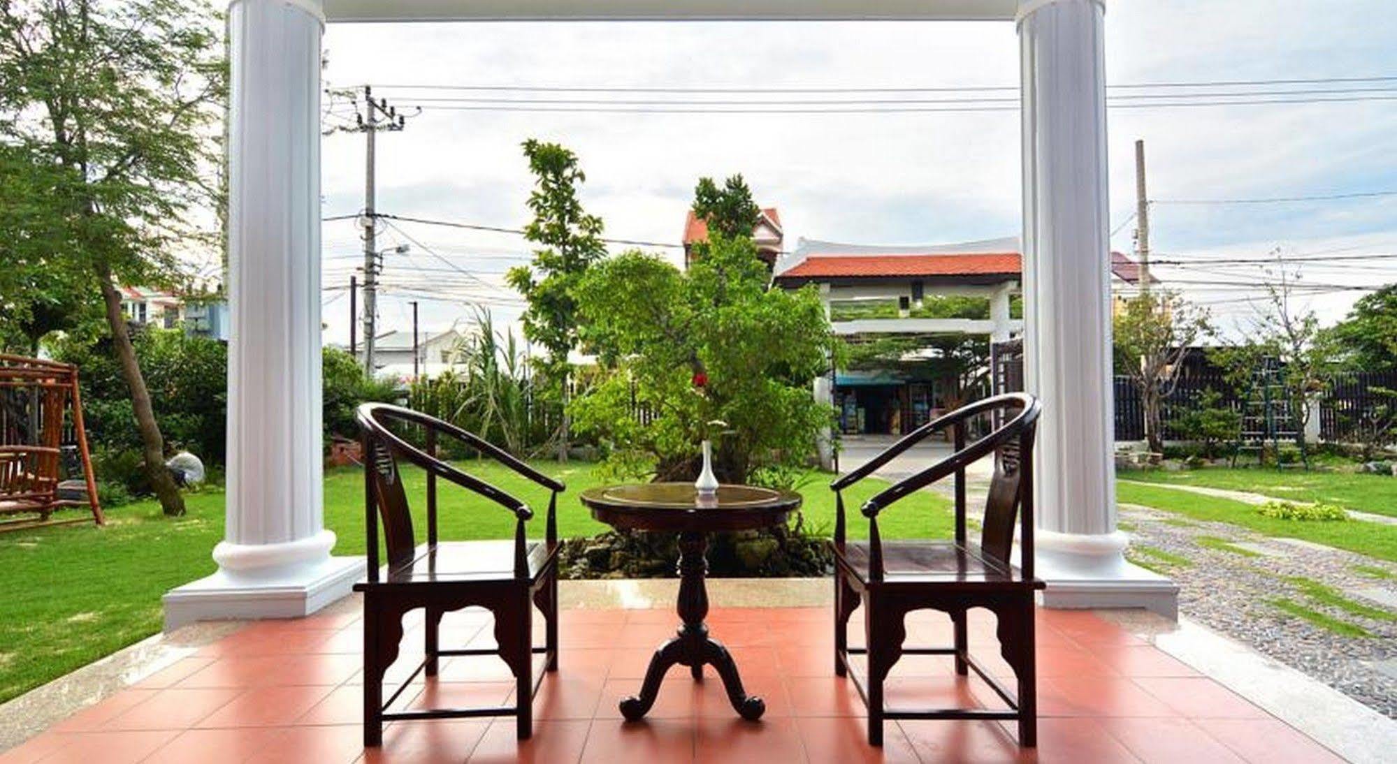 Garden Aroma Homestay Хойан Экстерьер фото