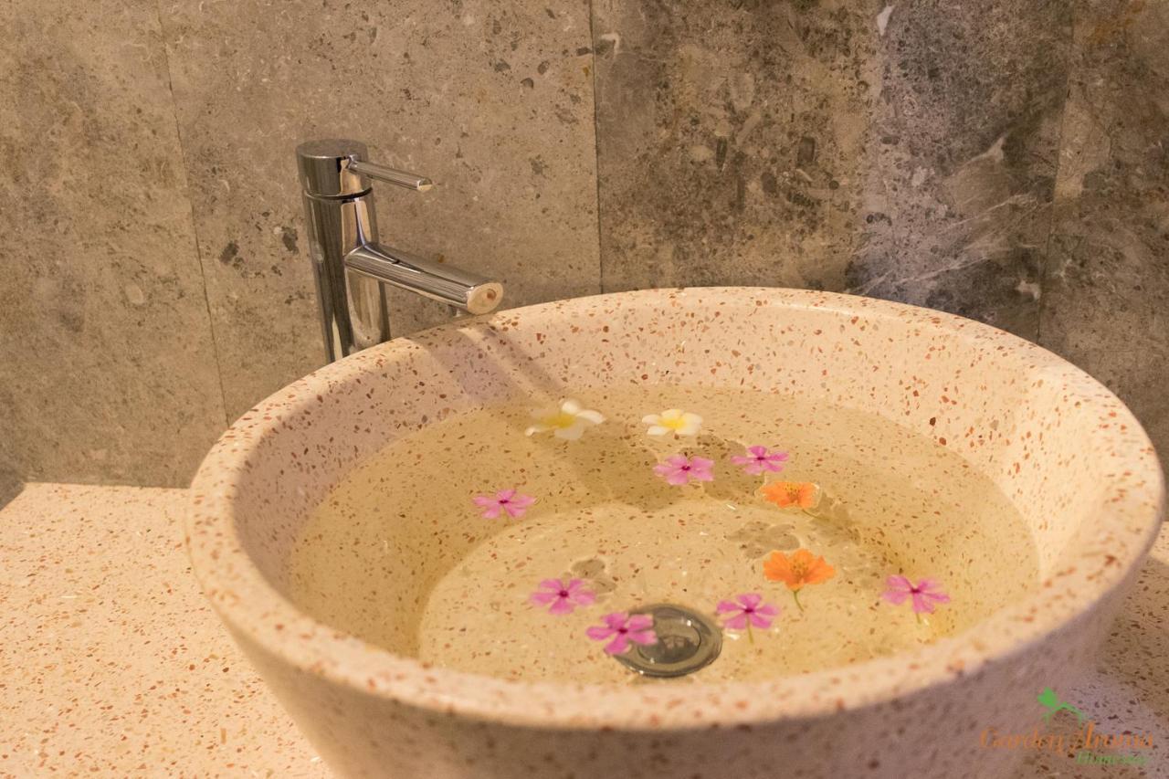 Garden Aroma Homestay Хойан Экстерьер фото